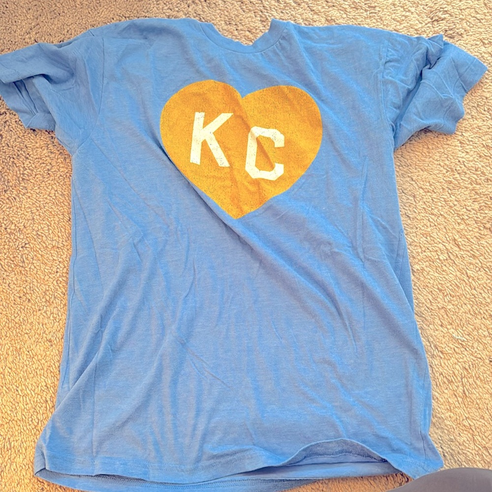 Charlie Hustle heart KC shirt - Kansas City Royals colors